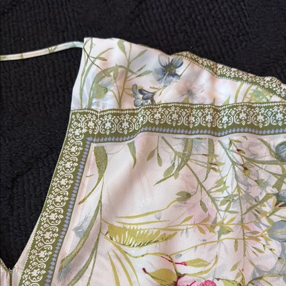 Rose & Olive Cream Embellished Boxy Blouse - Picture 2 of 3